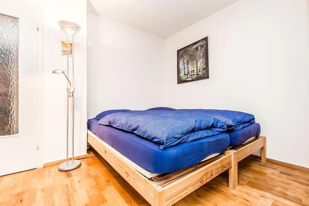 Apartment Koeln Nippes contacts